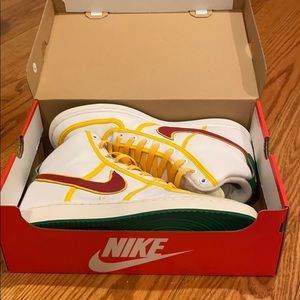 Nike Blazer (rare colorway) sz12